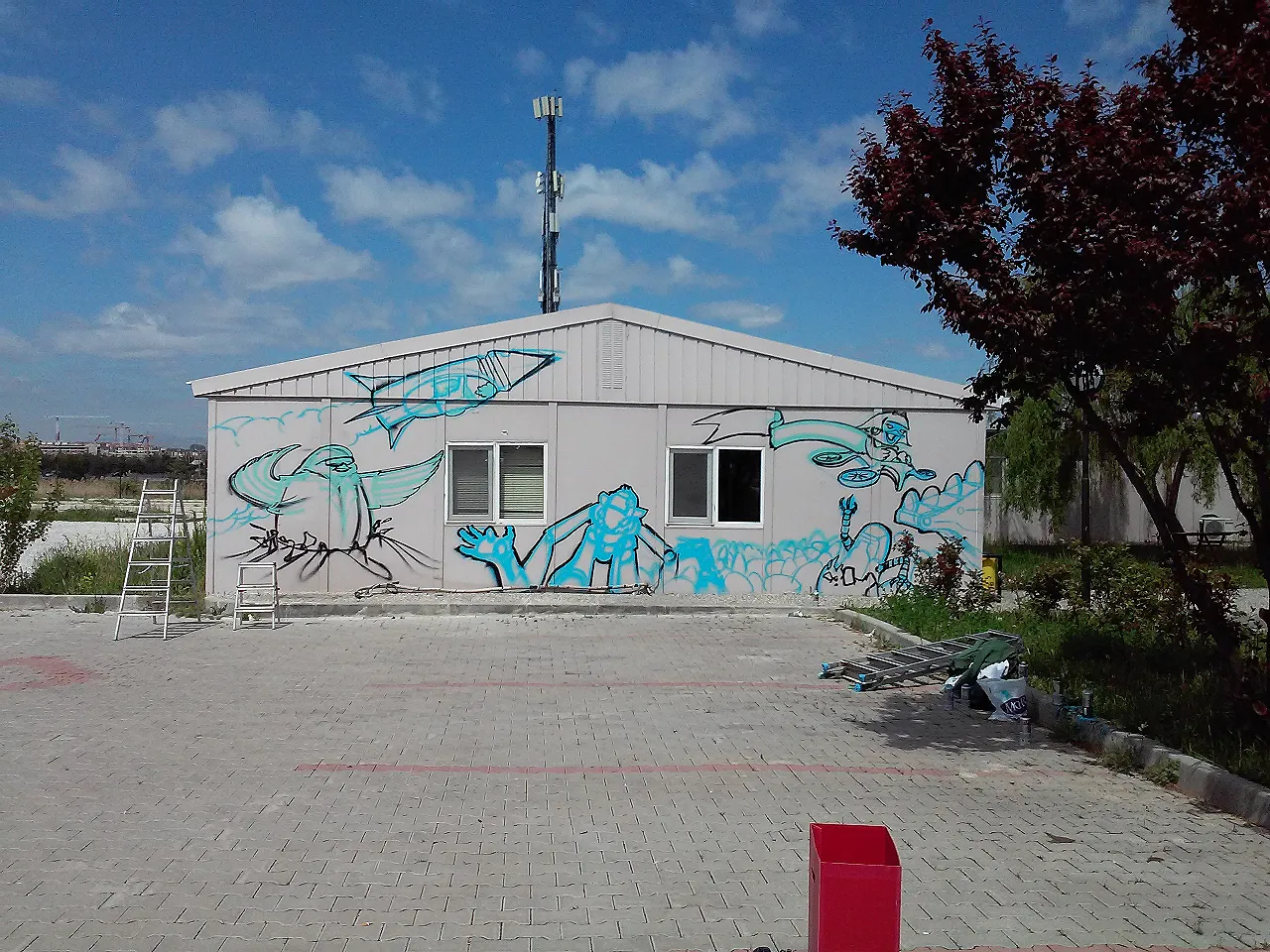 container graffiti beginning