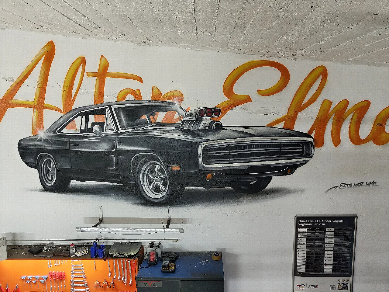 Dodge Charger Graffiti